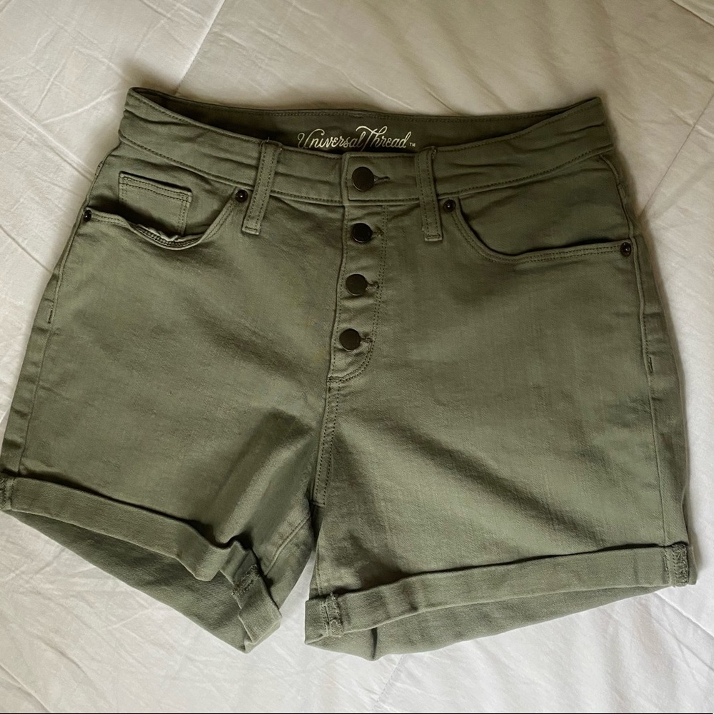 Universal Thread Green Button Up Shorts Size 6/28 - image 1